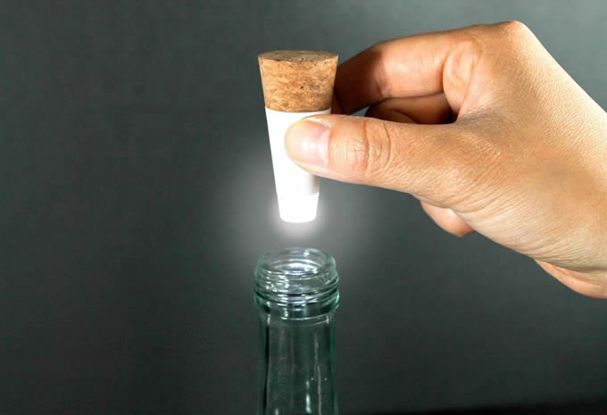  Glowing Led Bottle Cap Lamp