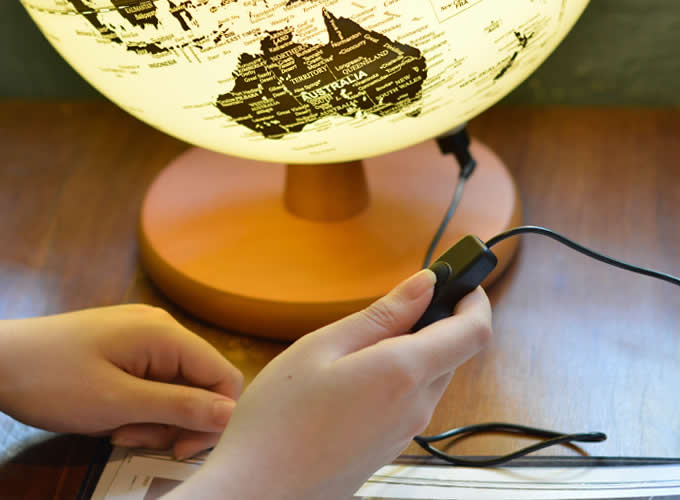   Rotating  LED  World Globe Table Lamp