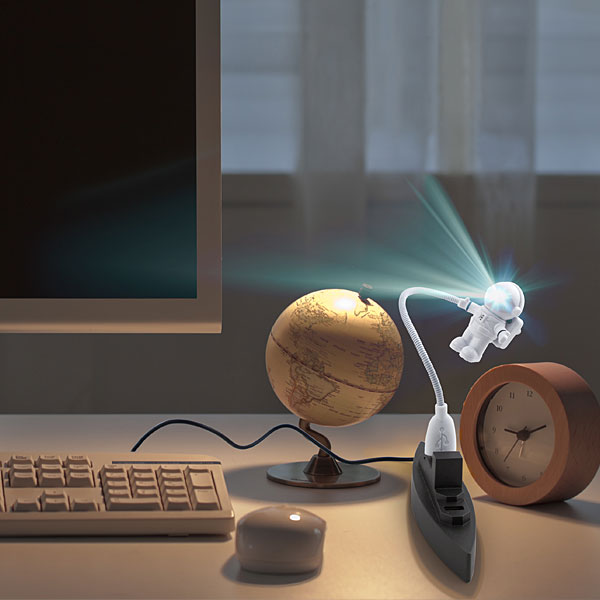   USB Astronaut Keyboard Led Light