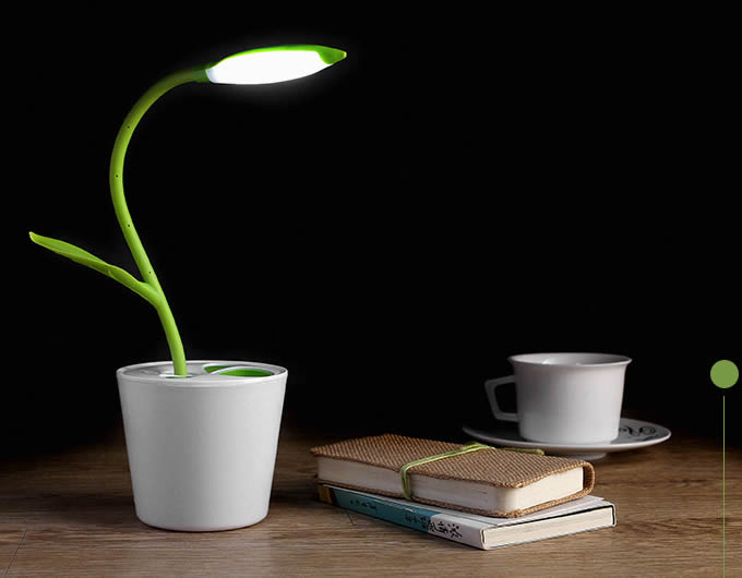  USB  Rechargeable  Flower Pot Night Light 