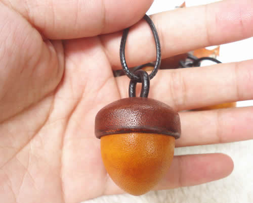 Acorn-Shaped Genuine Leather Keychain Key Ring