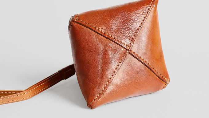 Handmade Leather Key Purse Earphone Storage Triangle Bag  