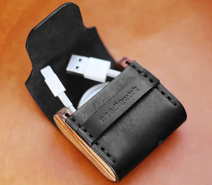  Leather&Wooden Protective Cover for Apple AirPods Charging Case   