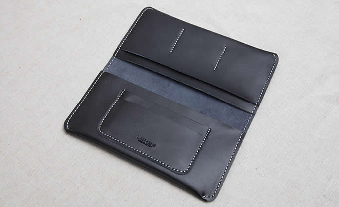 Men's  Bifold Leather Minimalistic Slim Wallet