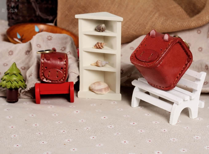  Pig Leather Coin Purse with Keychain  