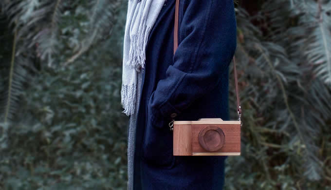 Handmade Wooden Camera Small Crossbody Cell Phone Purse Wallet With Shoulder Strap 