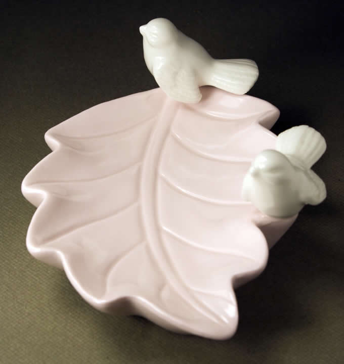 Ceramic Leaf Soap Dish with Bird
