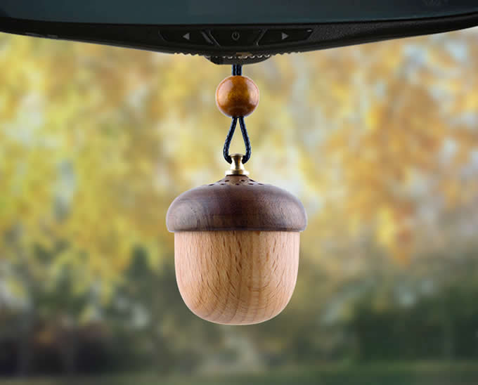  Wooden Acorn Shaped Car Aromatherapy Essential Oil Diffuser