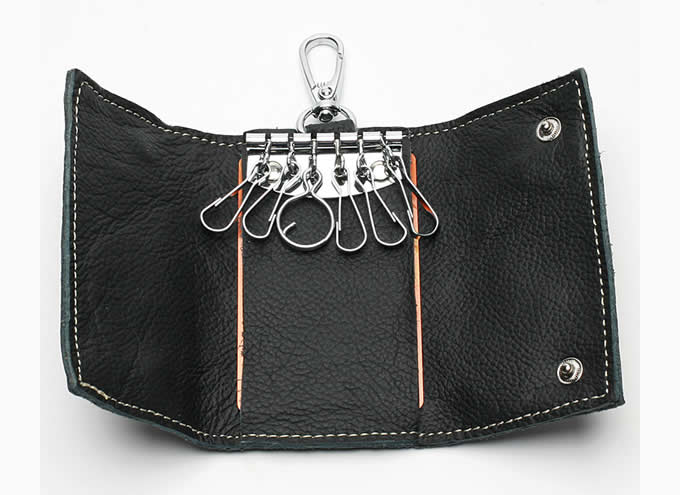 Leather Pocket Tri-fold Key Wallet/Holder with 6 Hooks  