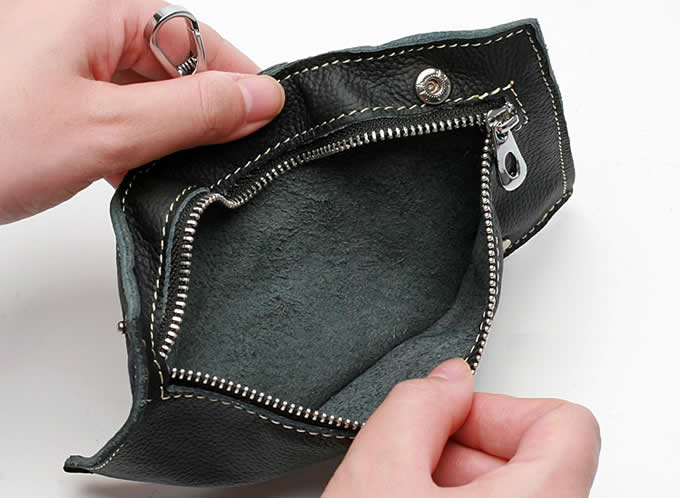 Leather Pocket Tri-fold Key Wallet/Holder with 6 Hooks  