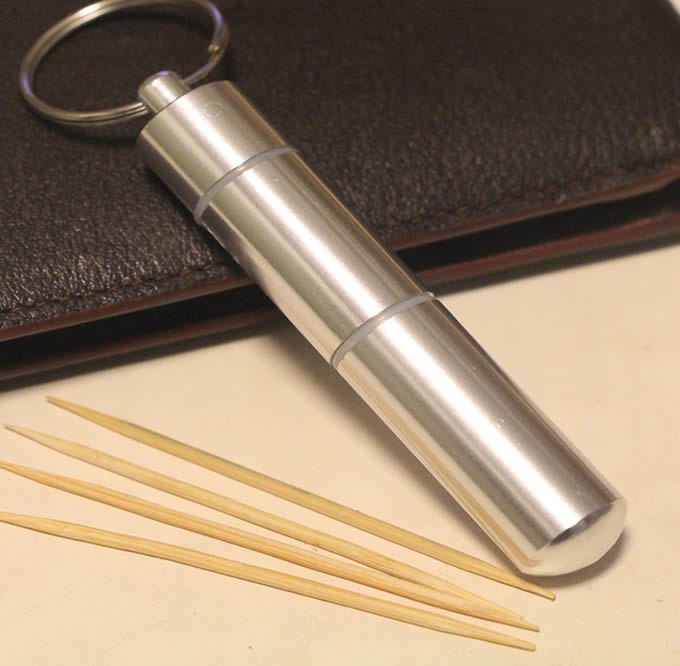  Metal Toothpick Holder With Key Ring 