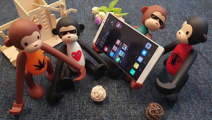 Portable Long Arm Monkey Desk Business Card Holder Cell Phone Holder