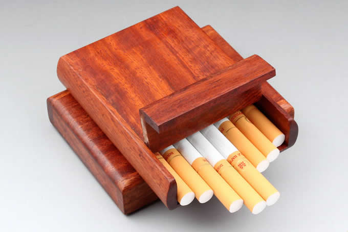  Red Sandalwood Wooden Cigarette Case