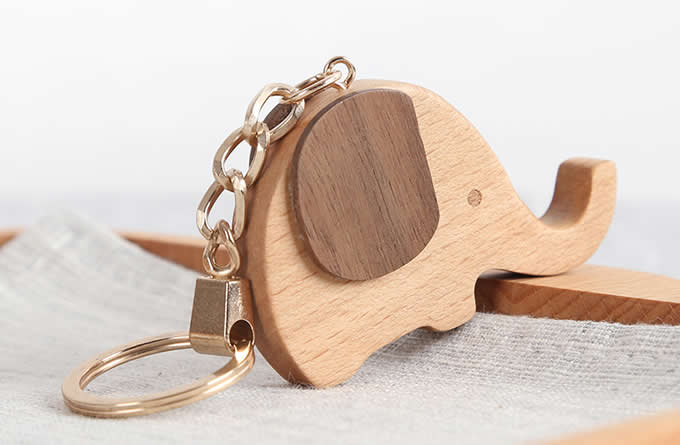 Wood Elephant Keyring Keychain   