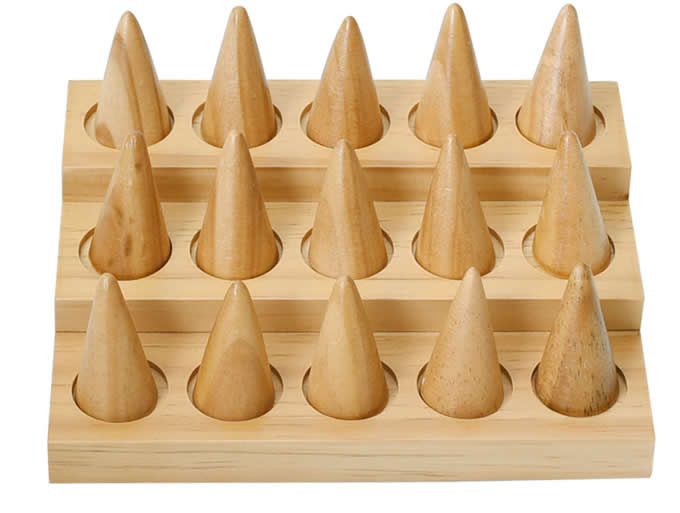 15 Pieces Natural Wood Plain Stand Cone Decorating Ring Display With Base