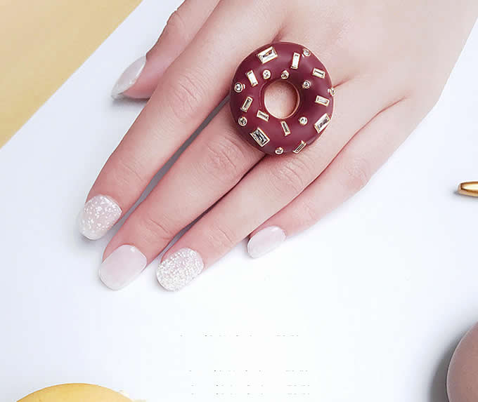  Donut Shaped Ring,Brown