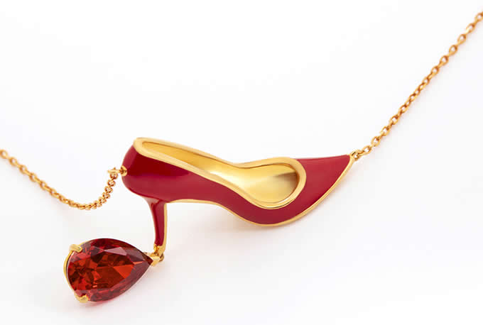    High Heel Shoe Necklace