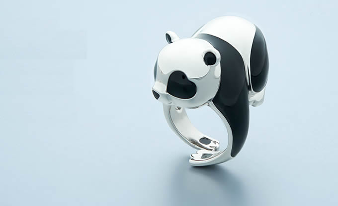 Hug Me Panda Ring