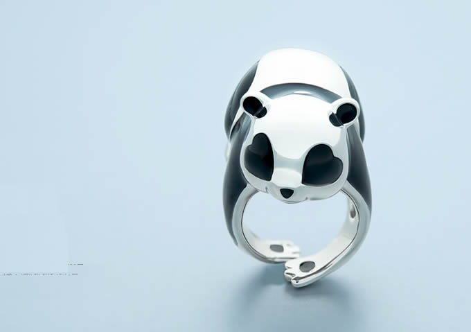 Hug Me Panda Ring