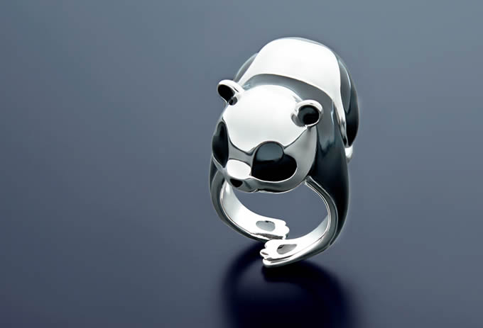 Hug Me Panda Ring