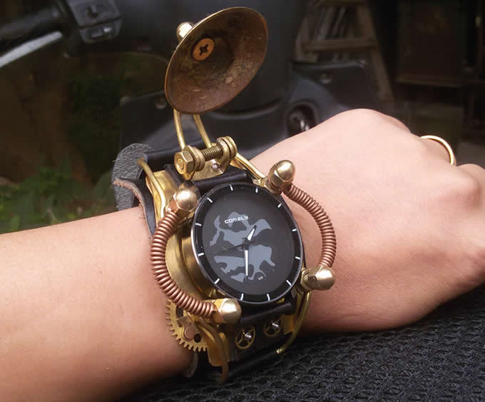 Retro Steampunk Gear Wristwatch