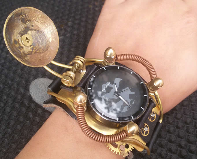 Retro Steampunk Gear Wristwatch