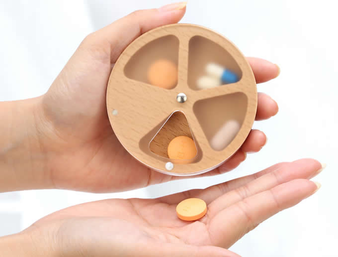  Wooden 4 Slots Portable Pill Box Jewelry Tins Storage Organizer 