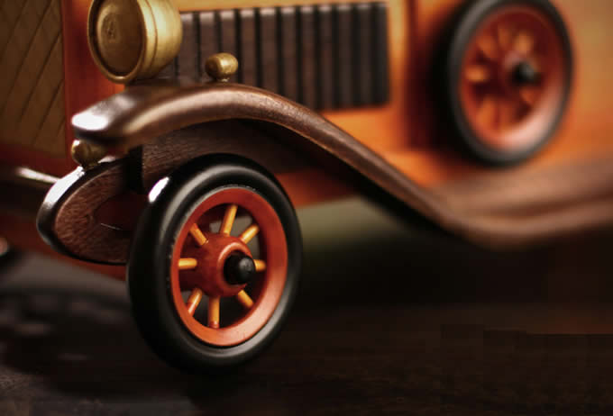 Wooden Classic Car  Wine Bottle Holder