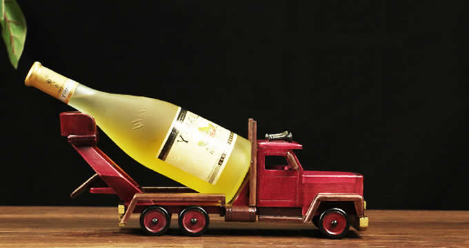 Wooden Engineering Truck Wine Bottle Holder