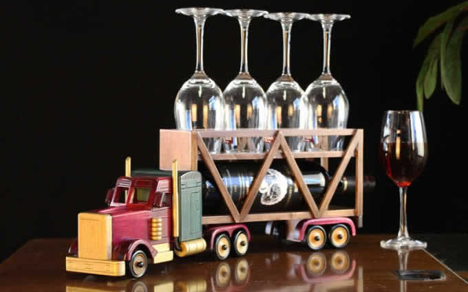  Wooden Trailer Truck  Wine Bottle Holder