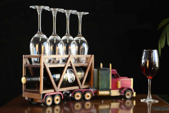  Wooden Trailer Truck  Wine Bottle Holder