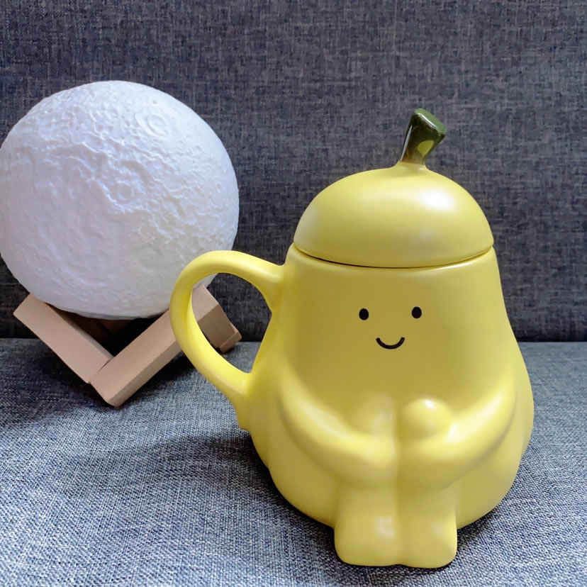 Cute Fruit Pear Hug Cup