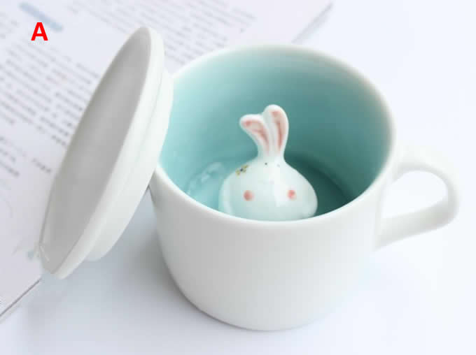 Cute Rabbit Figurine Ceramic Coffee Cup With Lid