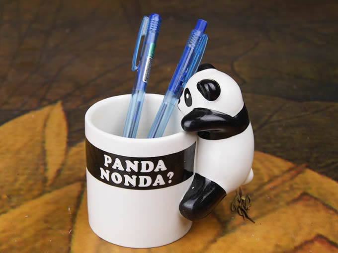   Novelty Climbing Panda Coffee Cup