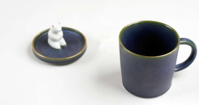  Porcelain Coffee Mug with Beer On Lid 