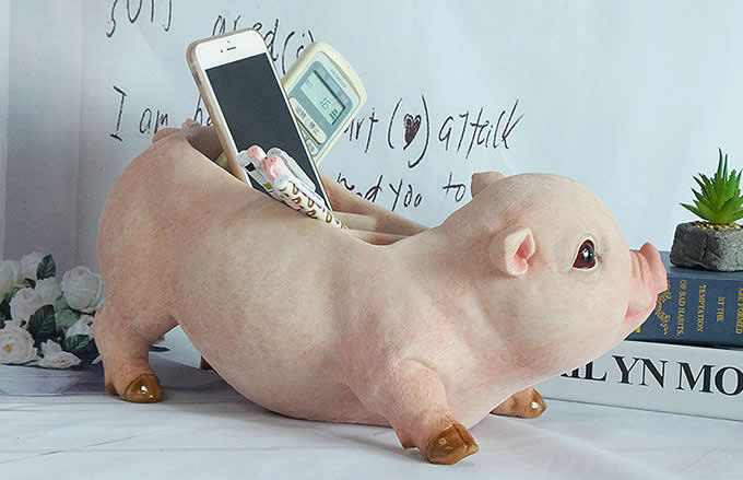 Cute Pig Office Desktop Stationery Cell Phone Remote Control Storage Box Organizer