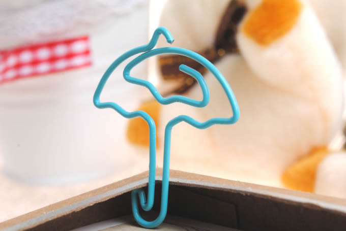 12PCS Umbrella Shaped Paper Clips