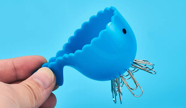 Cute cartoon blue whale paper clip magnetic organize storage
