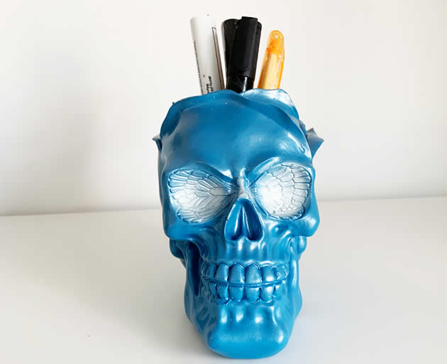 Personalized punk style skull pen holder storage holder