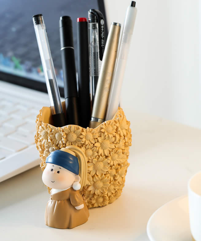 Simple Art Boy Girl Office Organize Pen Holder