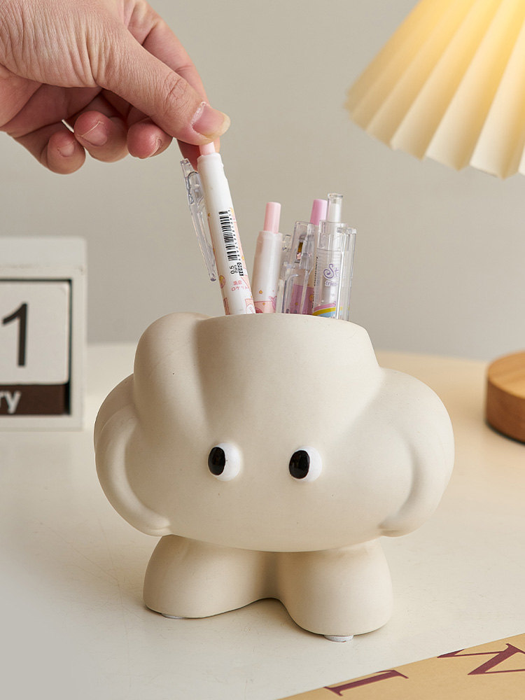 Cartoon Cloud Doll Organize Pen Holder