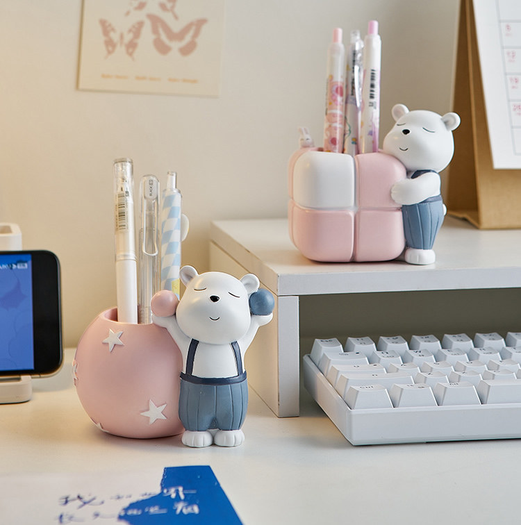 Cute Cartoon Happy Bear Pen Holder