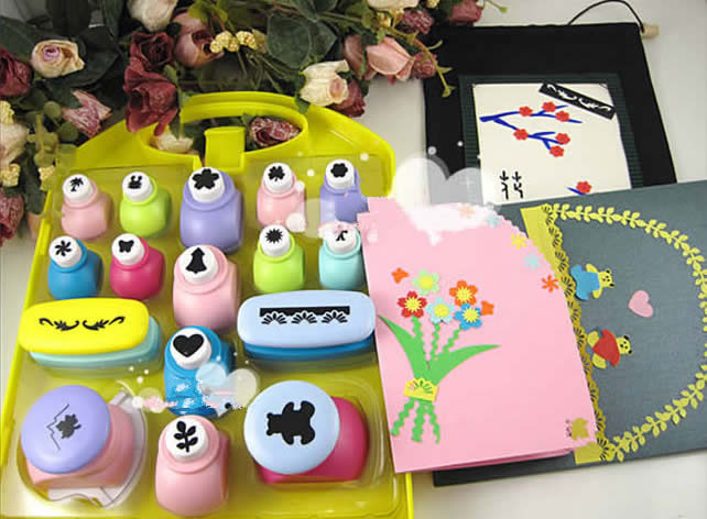  Cartoon Pattern Hole Punch Set 