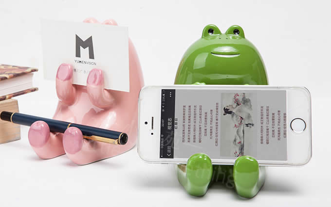  Ceramic Animal Piggy Bank Cell Phone Stand Holder