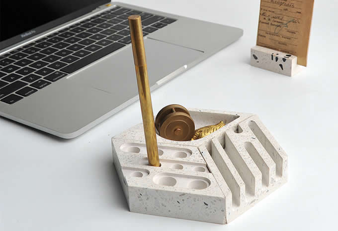 https://www.feelgift.com/media/productdetail/HOME_OFFICE/office_fun/office-supplies/Concrete-Desk-Organizer-Tidy-Accessories-Set-for-2019-1-16-christmas-gifts-cool-stuffs-feelgift-3.jpg