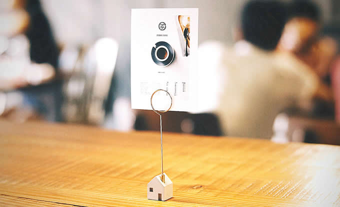  Concrete House Shaped Magnetic Photo Memo Clip Holder Stand  