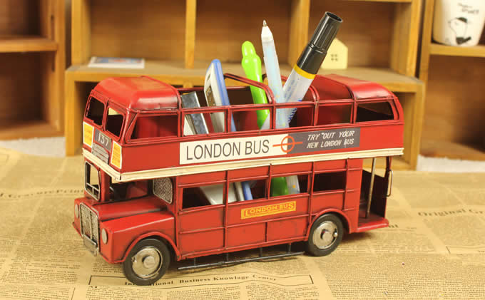 London Double-Decker Bus  Model Kit Pencil Holder 