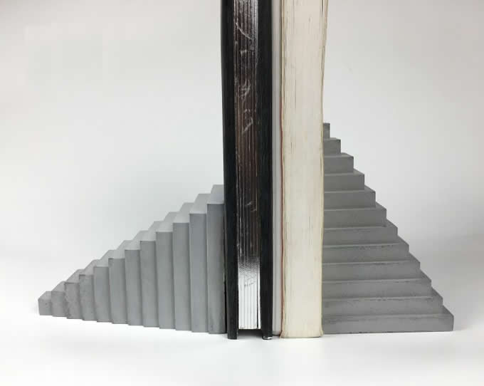 Modern Concrete Stairway Bookend Pen Holder 