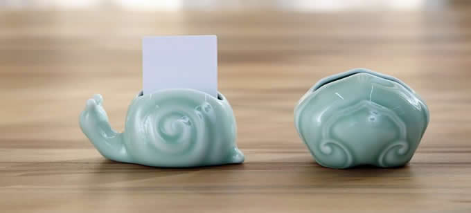  Shell Snail Business Name Card Holder Display Stand for Desk