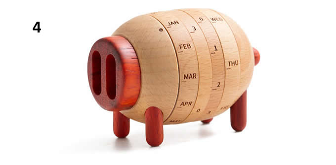   Wooden Pig Shaped Perpetual Calendar 